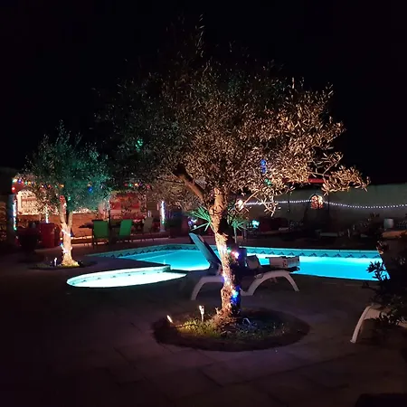Le Sanloren Spa בית נופש *